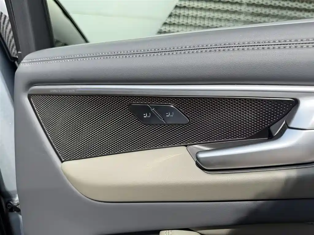 Photo 22 - Audi A6L