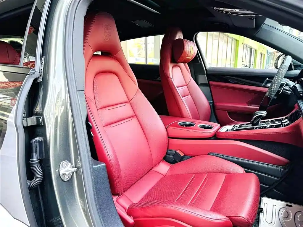 Porsche Panamera 2023 Panamera Executive Long Wheelbase Platinum Edition 2.9T фото 6