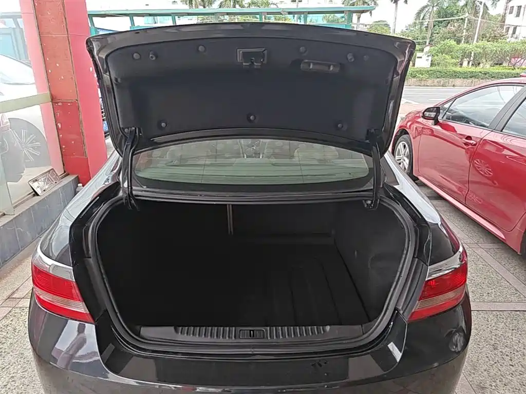 Buick Excelle 2013 GT 1.6L Automatic Fashion Edition фото 19