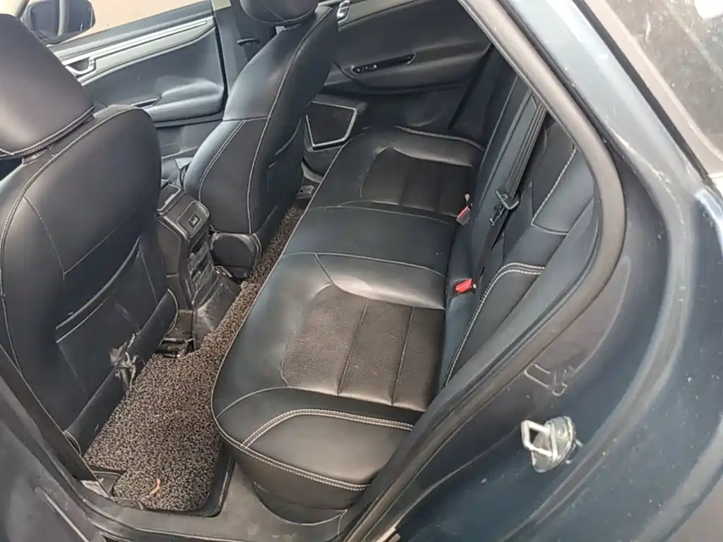 Geely Emgrand GL 2017 2017 1.3T Manual Elite
