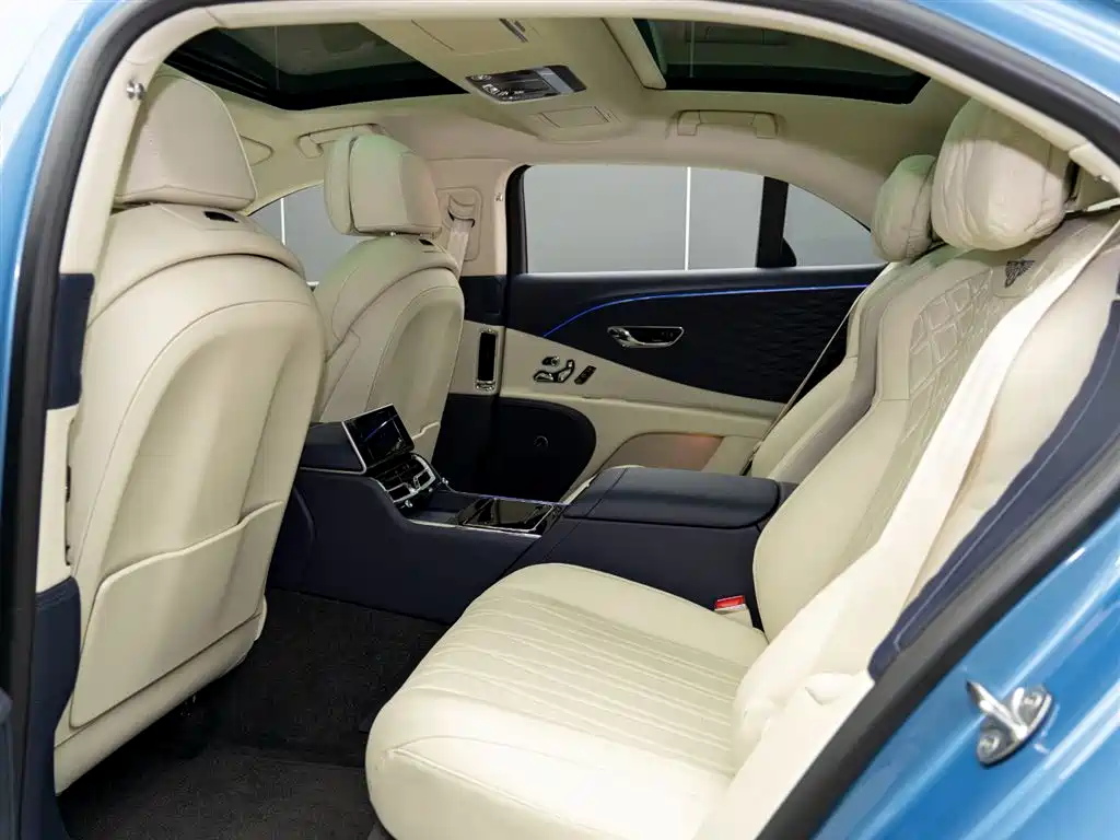 BENTLEY FLYING SPUR PLUG IN HYBRID
