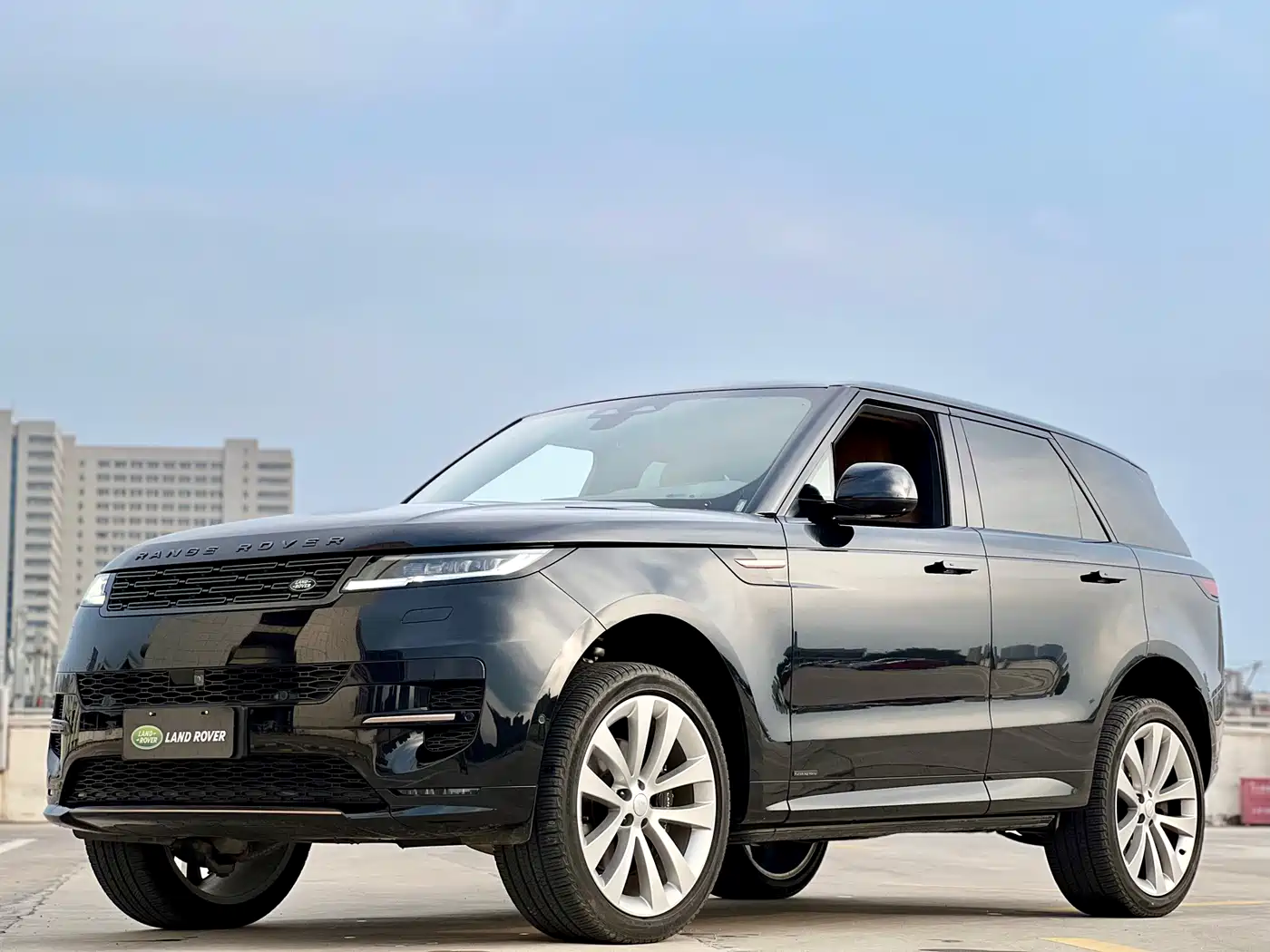Land Rover Range Rover Sport 2024 400PS Exemplary Edition