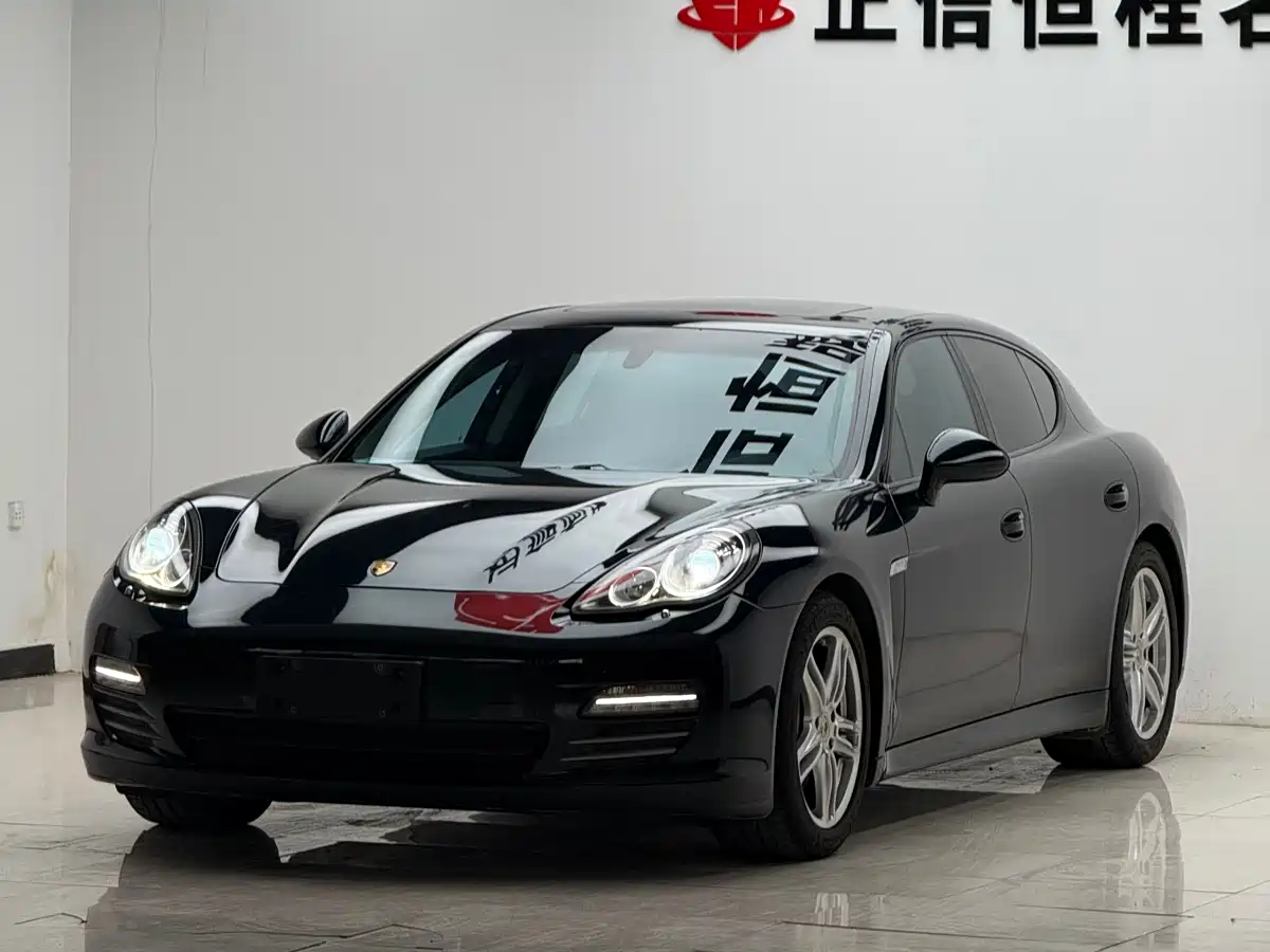 Porsche Panamera 2010 Panamera 4 3.6L фото 3