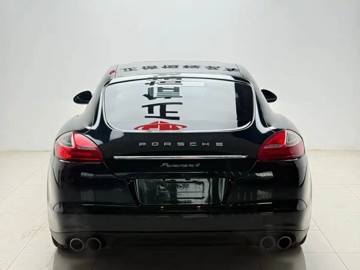 Porsche Panamera 2010 Panamera 4 3.6L фото 37