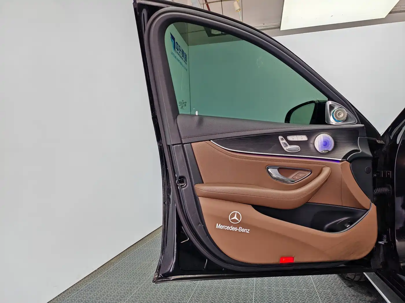 Mercedes-Benz E-Class 2022 Facelift E 300 L Sport Fashion Style фото 13