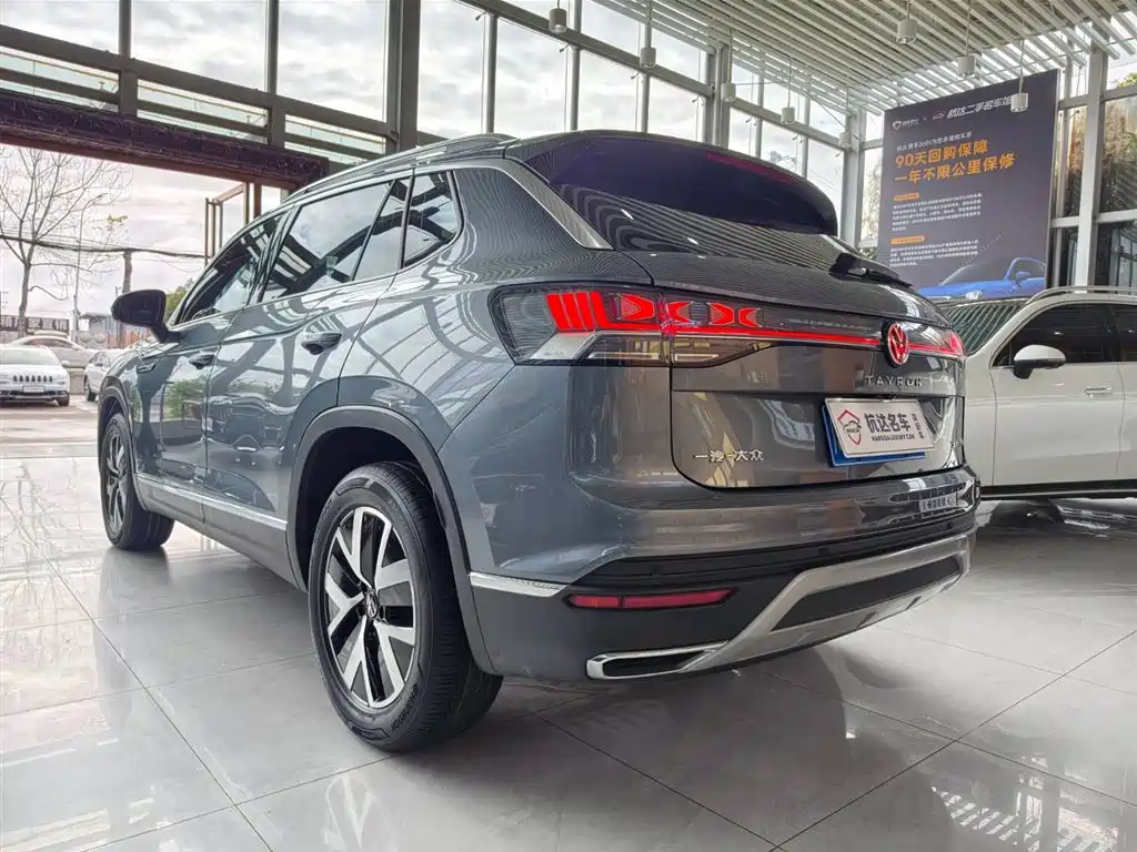 Volkswagen Tayron 2023 300TSI 2WD Luxury Plus Advanced Edition фото 4