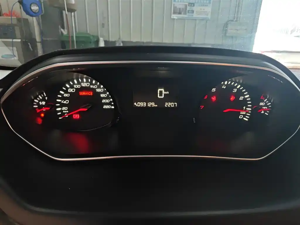 Peugeot 308 2016 1.6L Manual Fashion фото 11