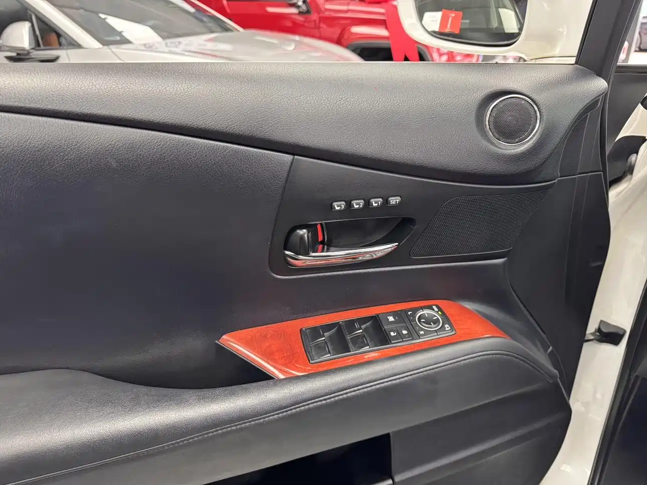 Lexus RX Classic 2011 270 Luxury фото 16