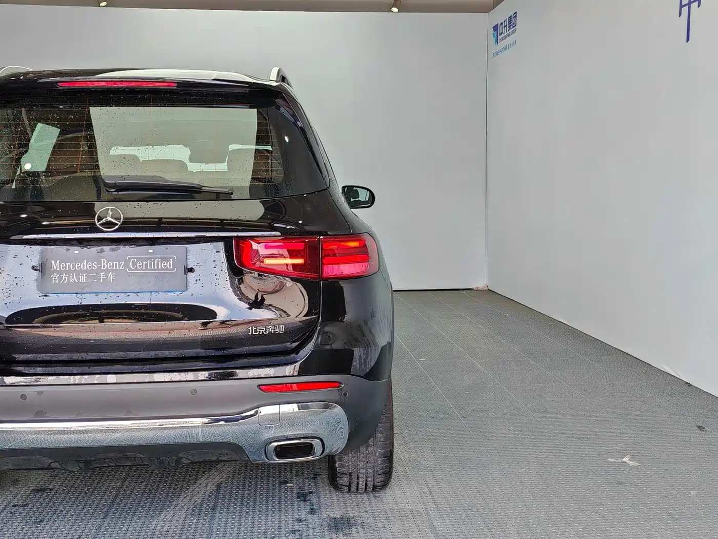 MERCEDES-BENZ GLB