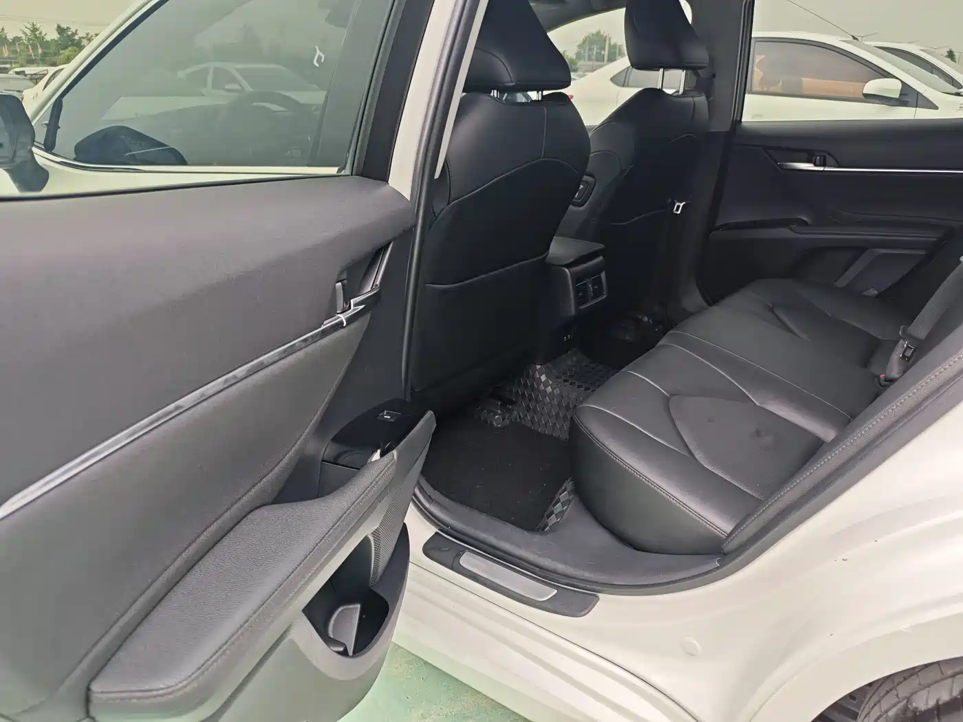 Toyota Camry 2019 2.5G Luxury Edition China VI фото 10