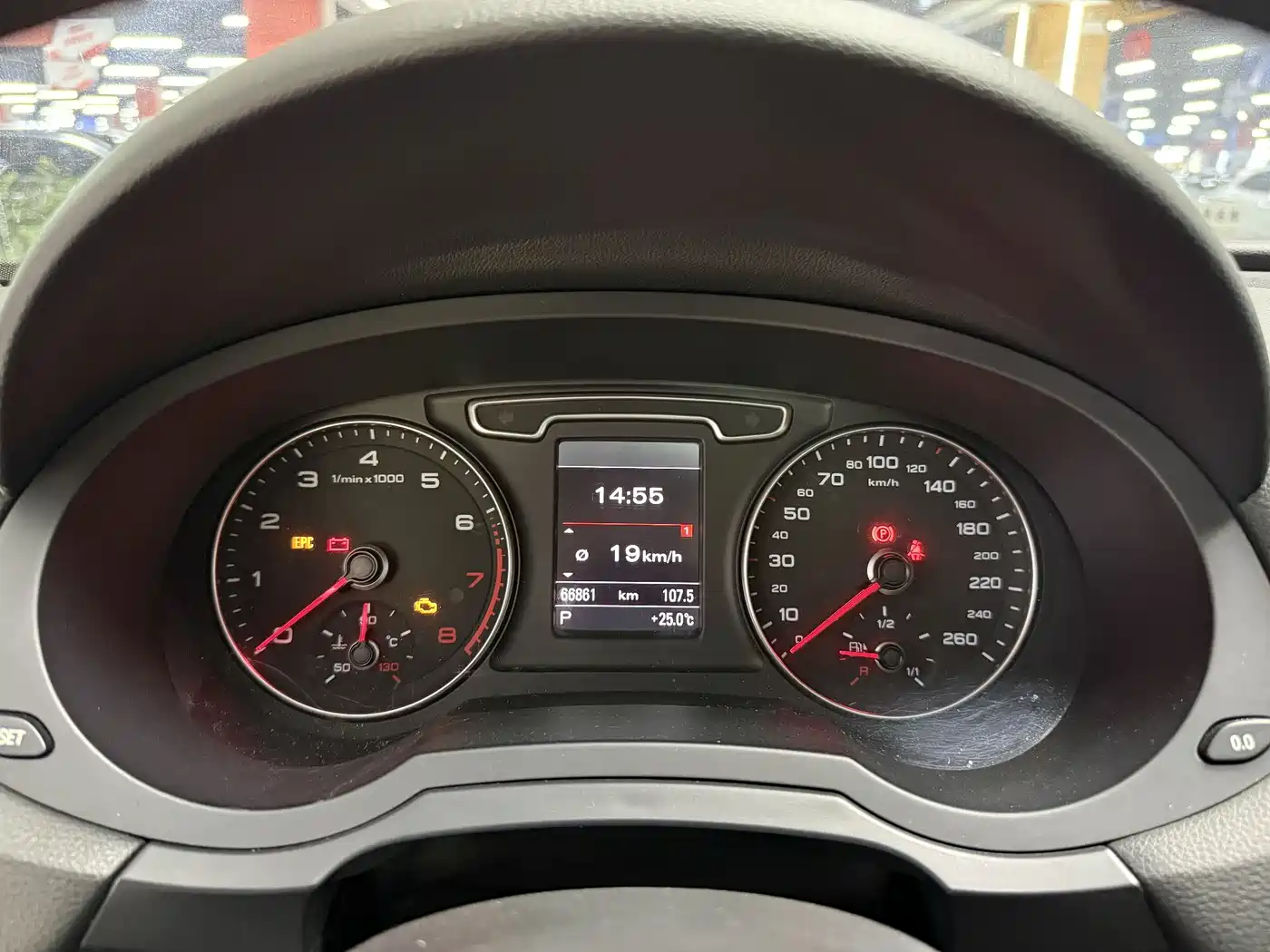 Audi Q3 2015 35 TFSI quattro Technology фото 7