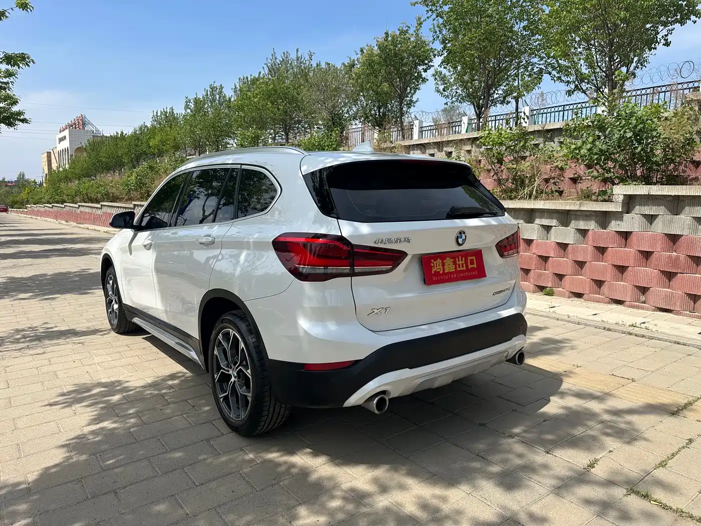 BMW X1 2022 sDrive20Li Fashion фото 8