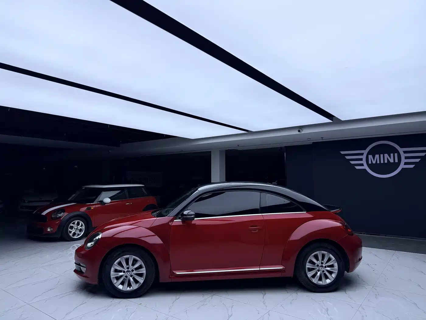 Volkswagen Beetle 2014 1.4TSI Fashion Edition фото 11