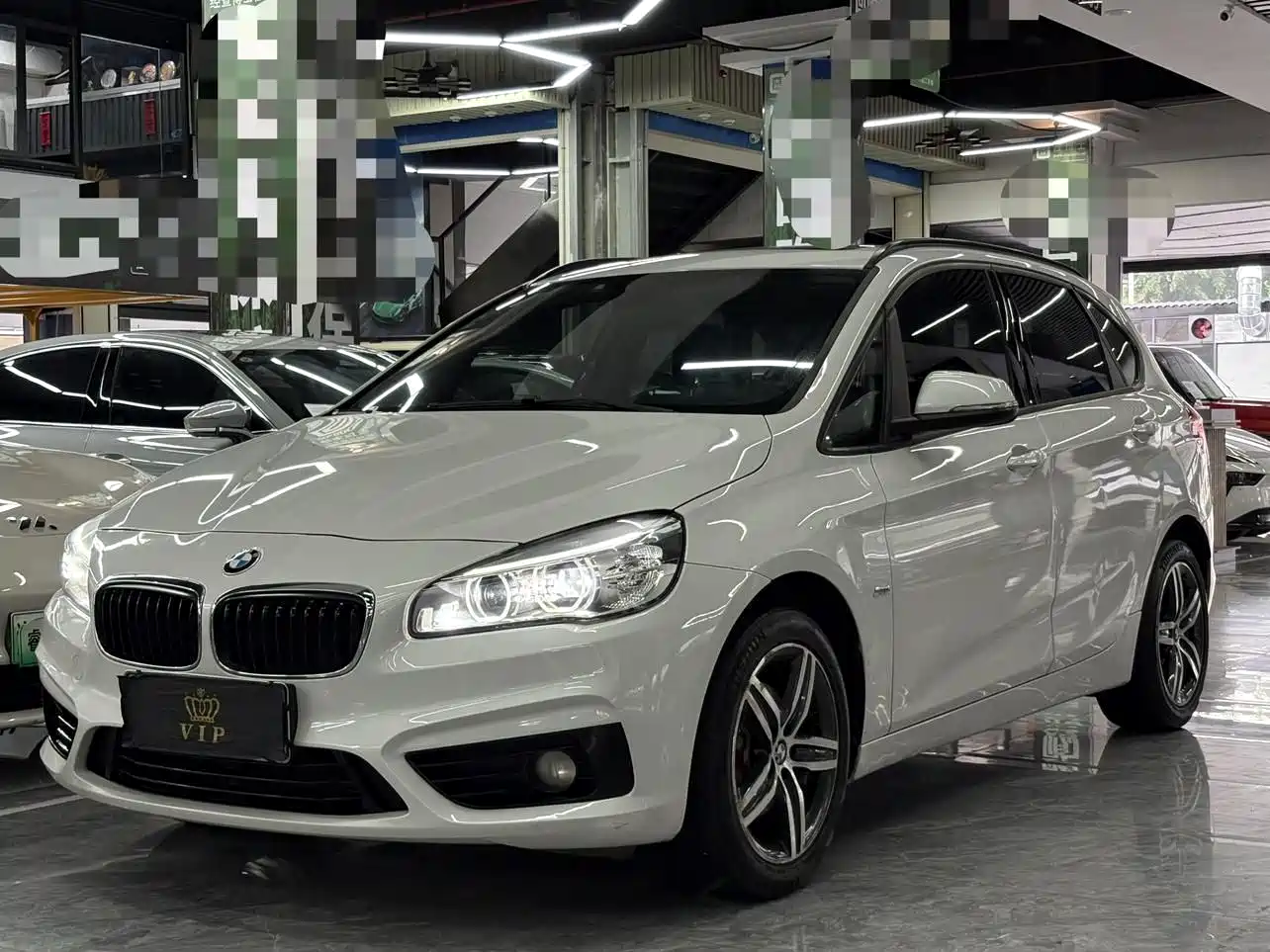 BMW 2 Series Touring 2016 218i Sport Design Package