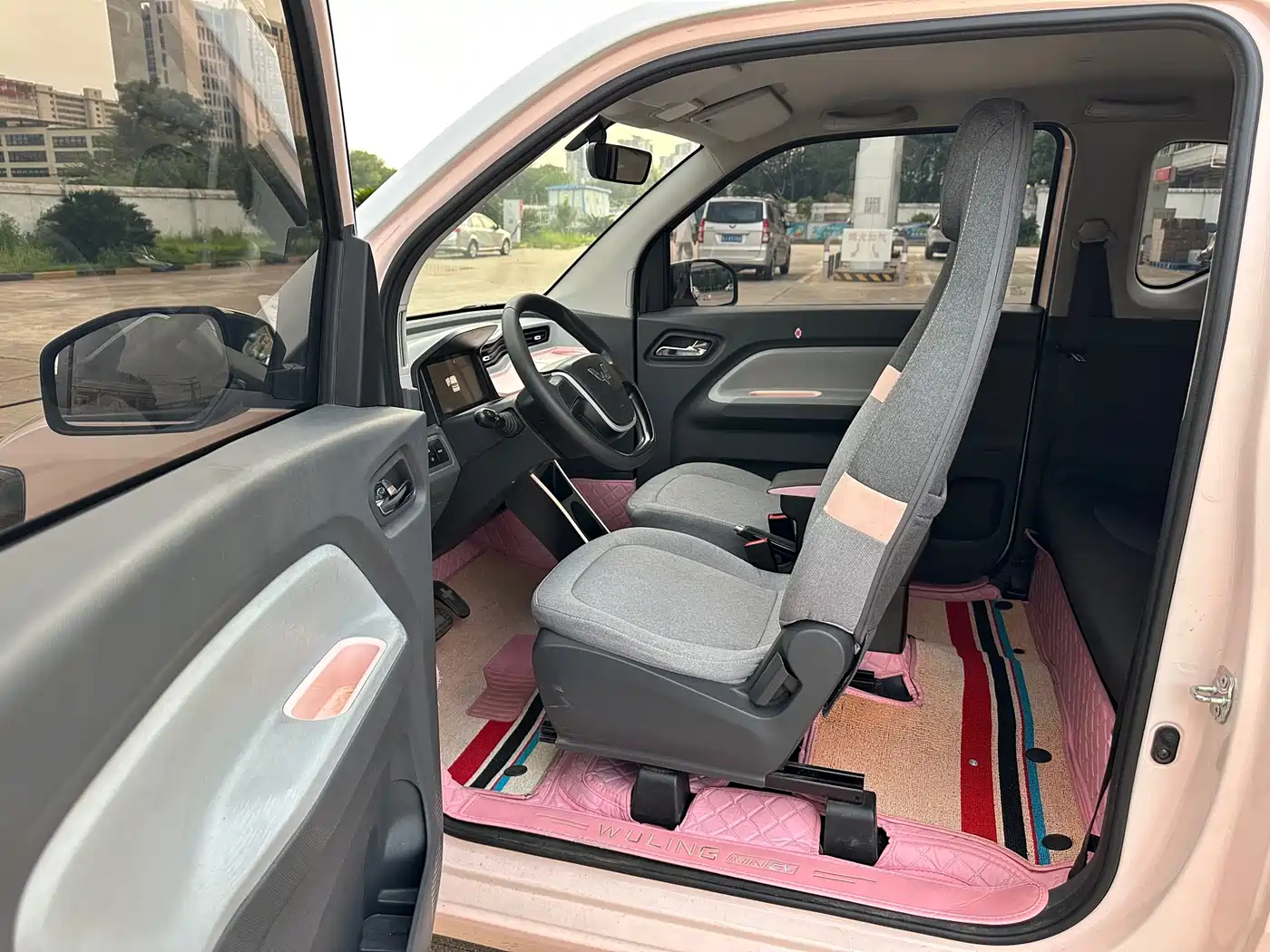 Photo 8 - Wuling Motors Hongguang MINIEV