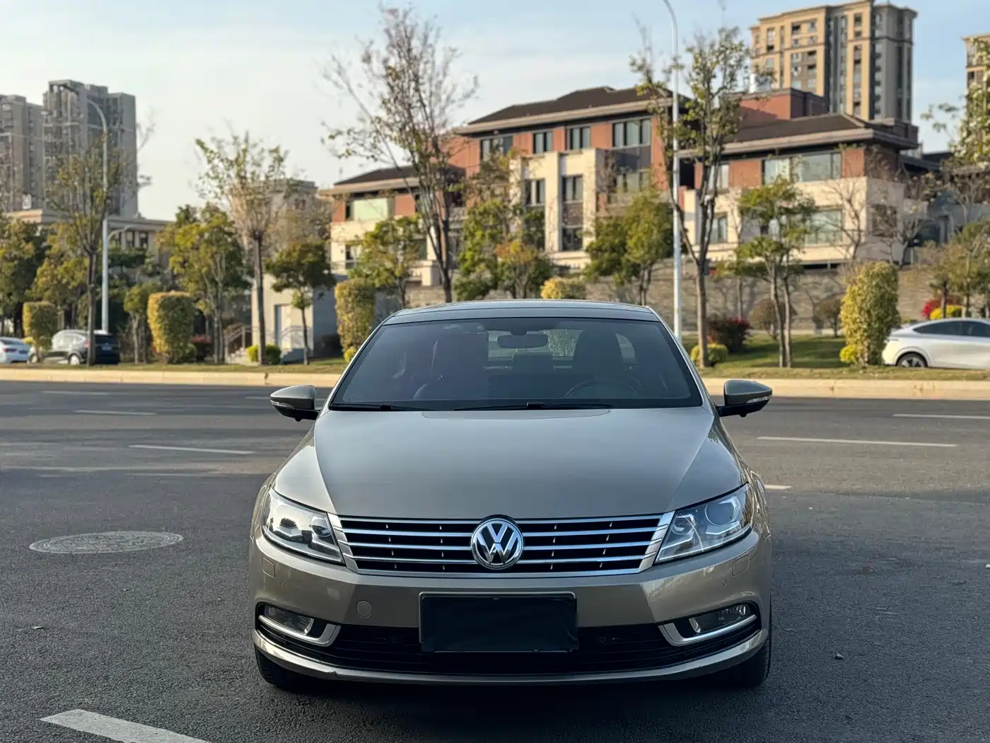 Volkswagen FAW-Volkswagen CC 2016 Model 1.8TSI Premium фото 2