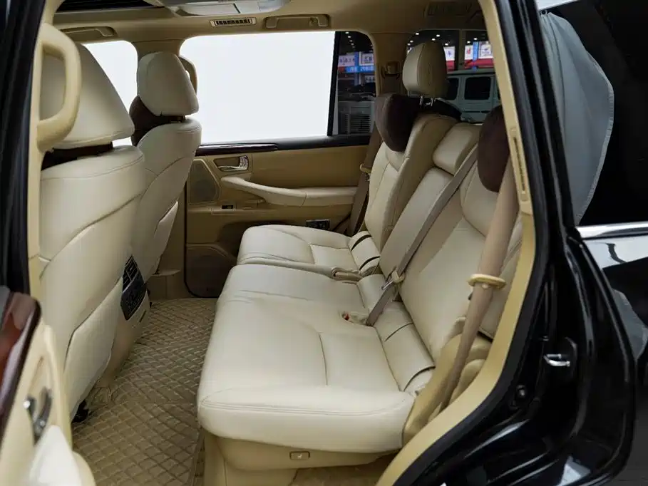 Lexus LX 2009 570 фото 4
