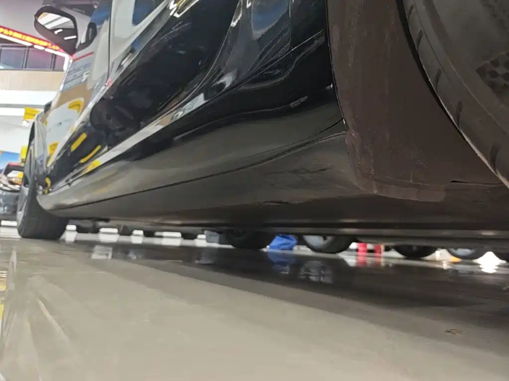 Фото 22 - Tesla Model 3