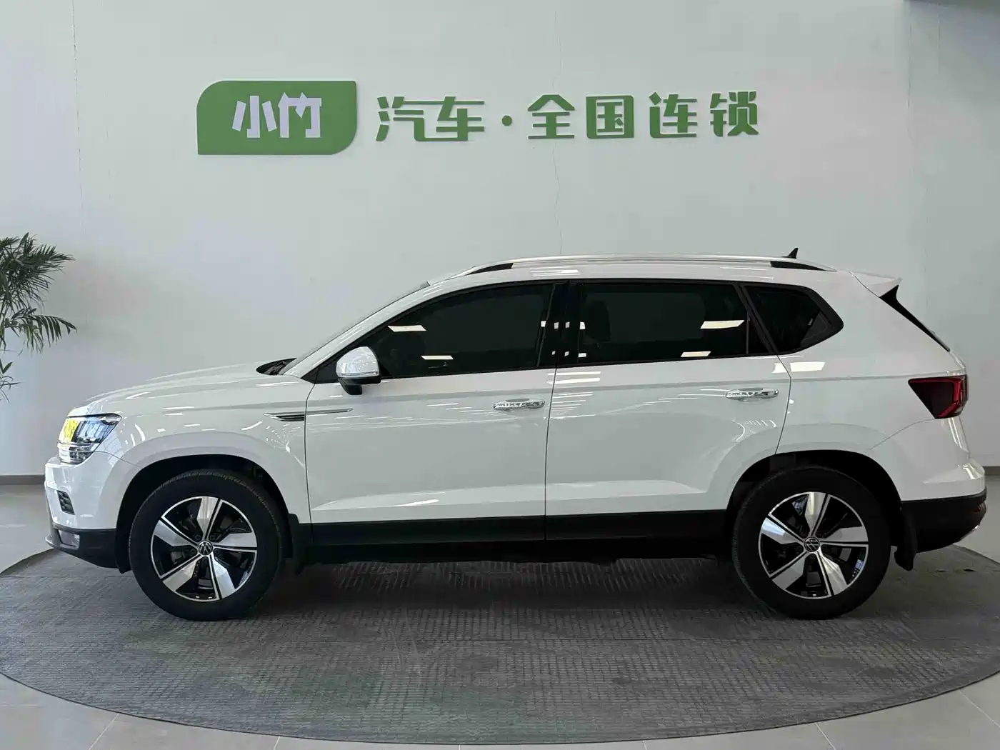 Volkswagen Tharu 2022 280TSI 2WD Comfort фото 7