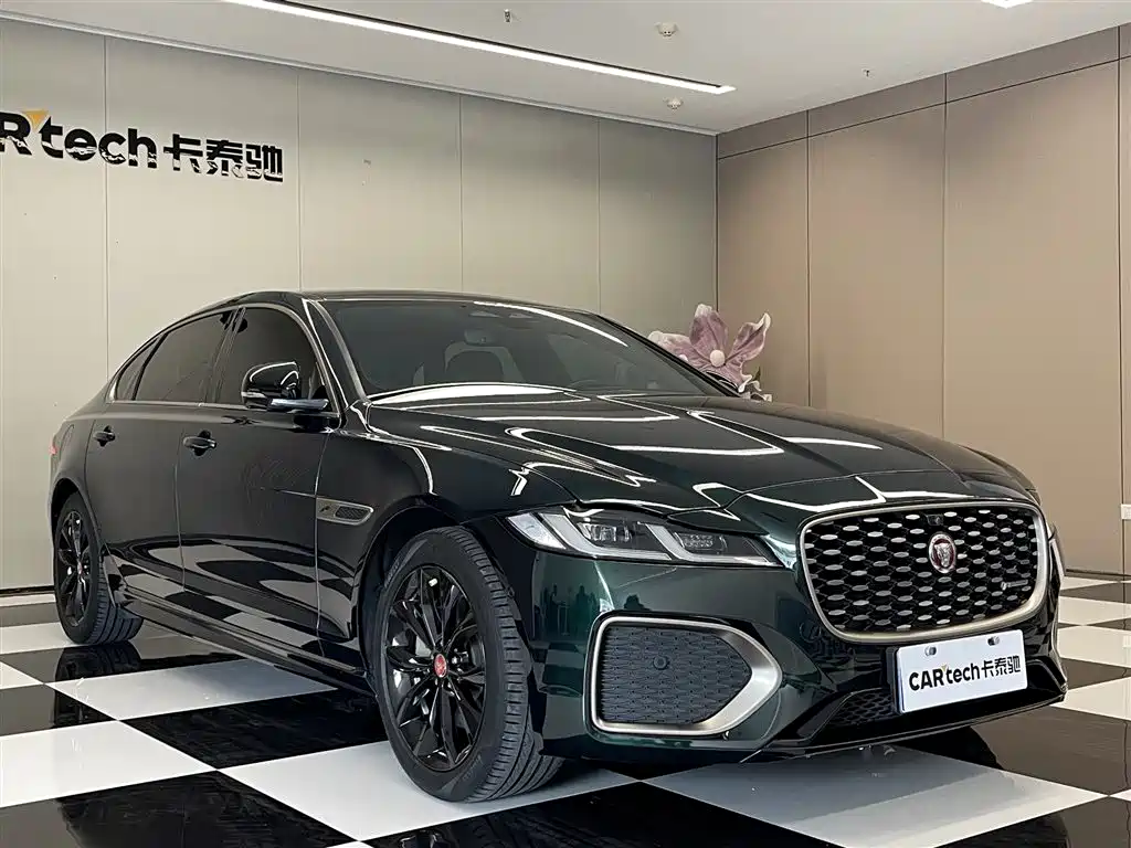 JAGUAR XFL