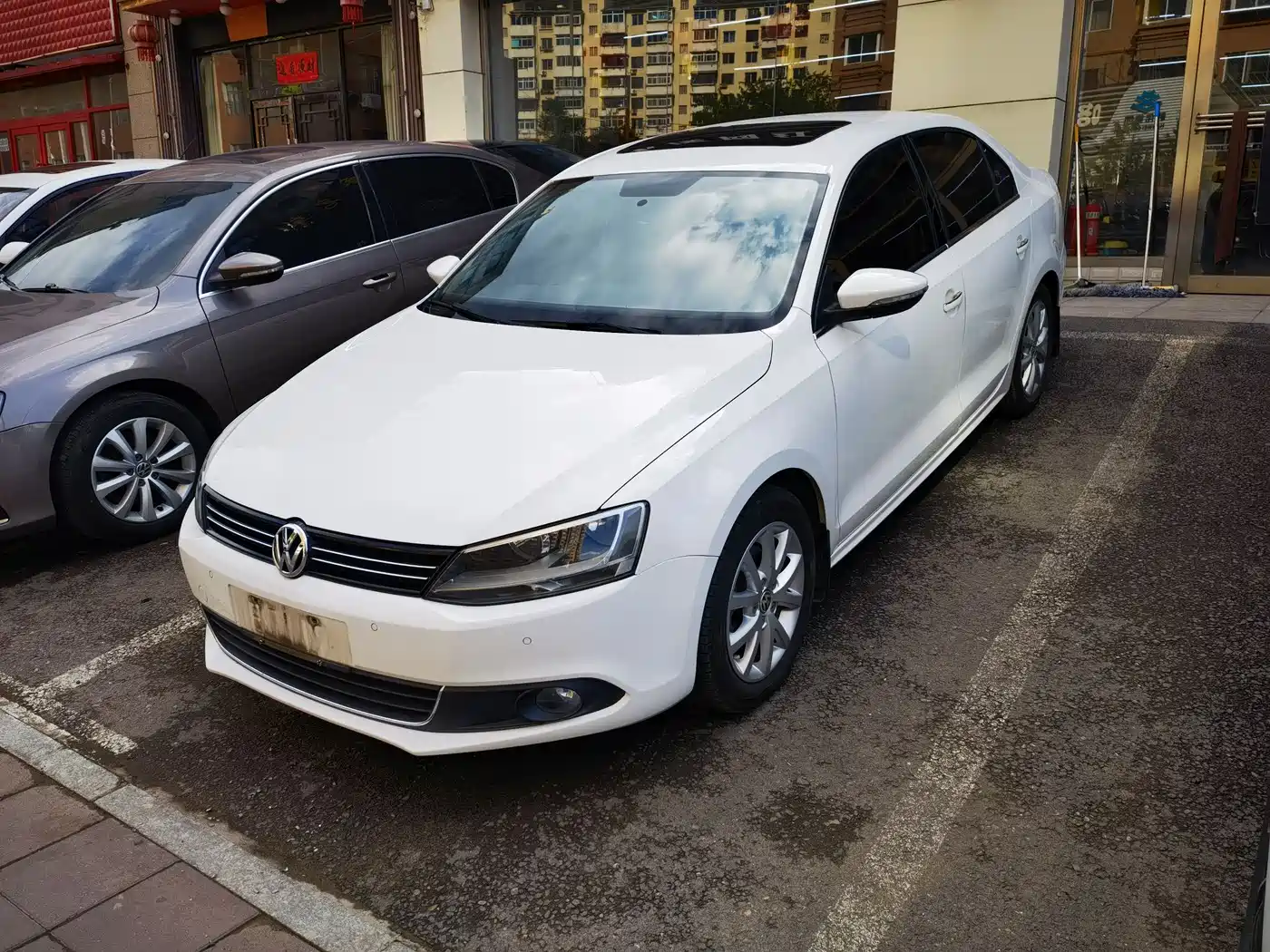 Volkswagen Sagitar 2012 1.4TSI Automatic Luxury