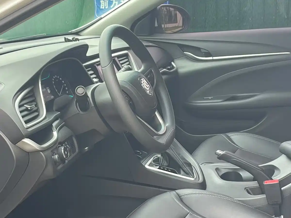 Buick Excelle 2021 Exemplar 1.5L Auto Elite фото 4