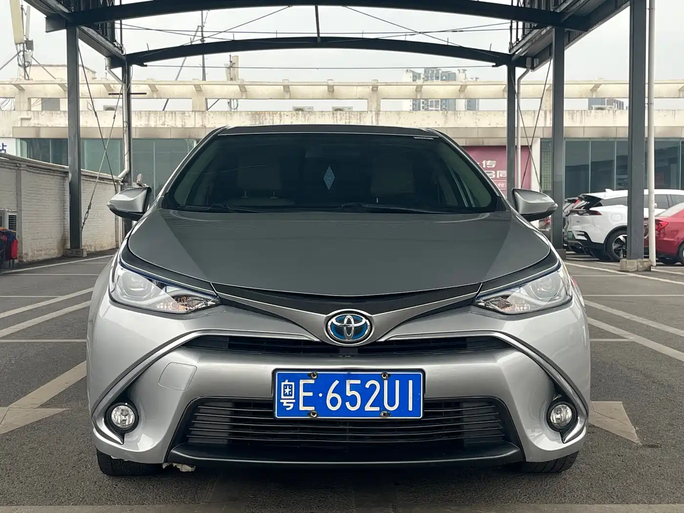 Toyota Levin 2017 Facelift Hybrid 1.8H GS E-CVT Elite Sunroof Edition China V фото 2