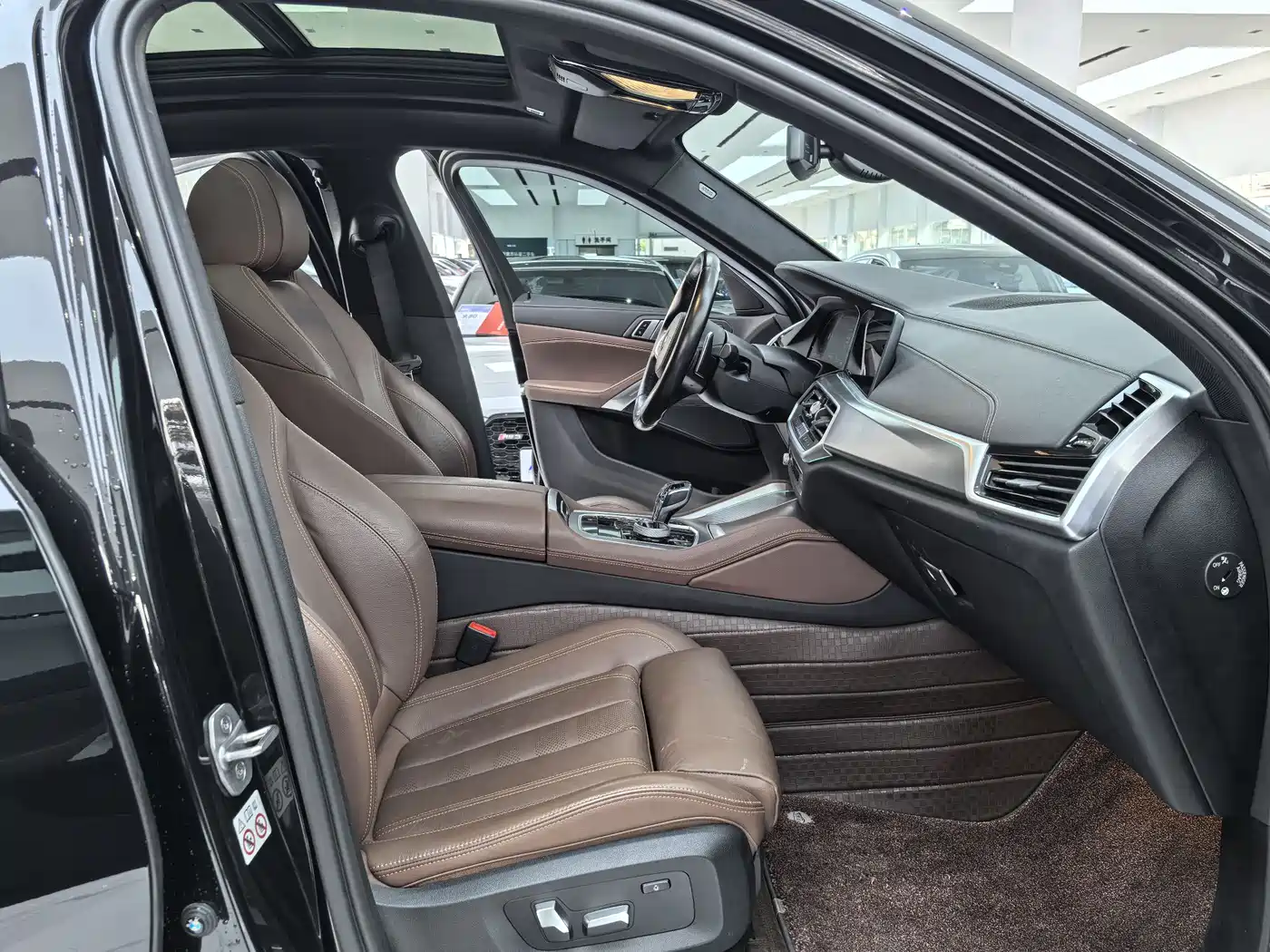 BMW X6 2022 Facelift xDrive30i M Sport Package фото 12