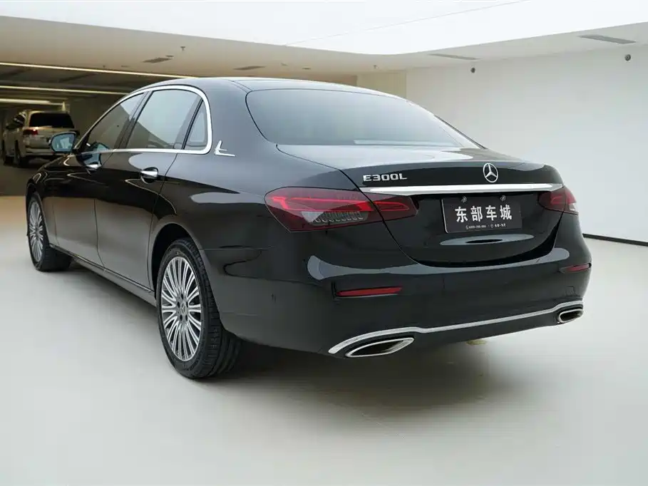 Mercedes-Benz E-Class 2023 E 300 L Fashion фото 4
