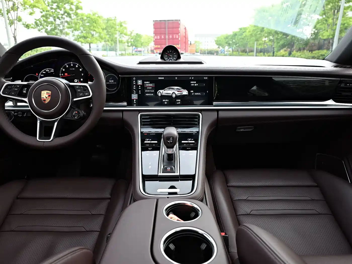 Porsche Panamera 2019 Panamera 2.9T фото 10