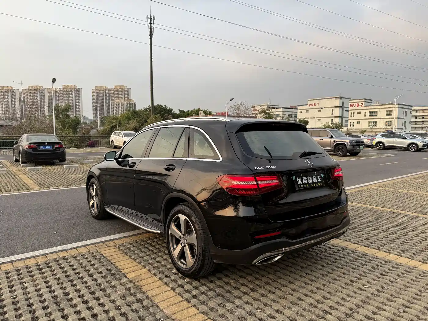 Mercedes-Benz GLC 2017 GLC 300 4MATIC Dynamic фото 6