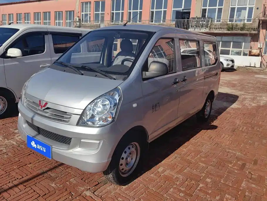 Wuling Motors Wuling Rongguang 2020 2020 1.2L S Basic Model China VI