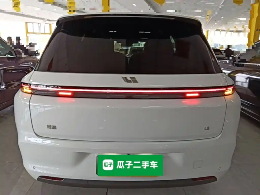 Li Auto L8 2025 2025 Ultra Smart Renewal Edition
