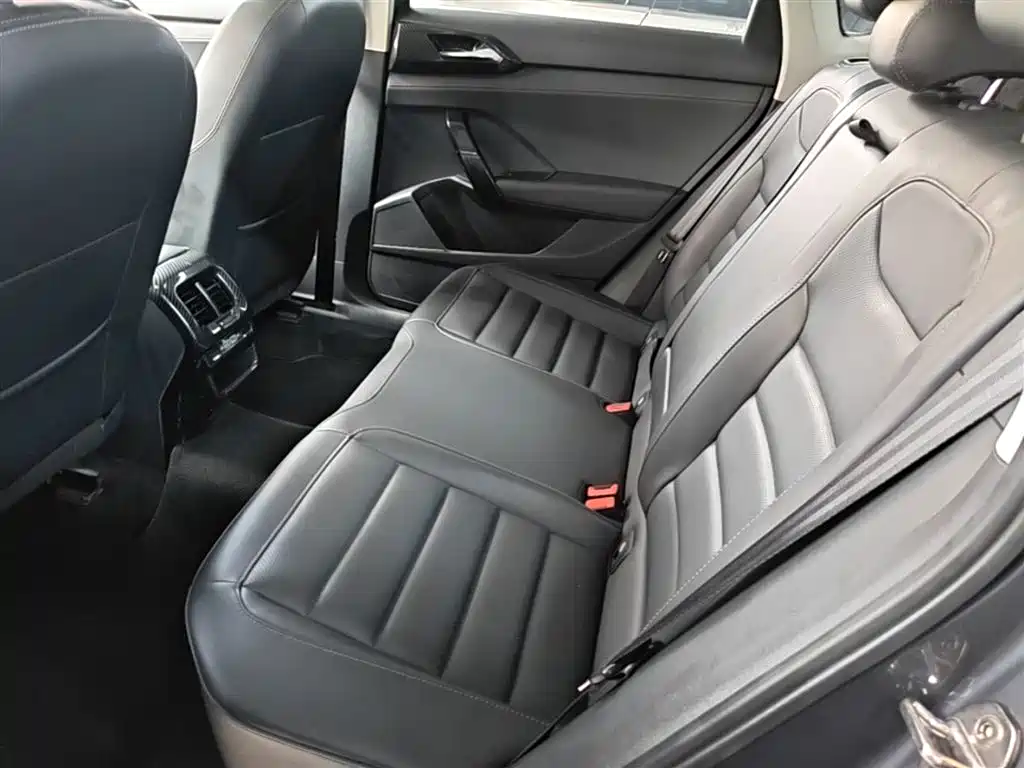 Volkswagen Tharu 2020 Model 280TSI 2WD Luxury Plus China VI фото 17
