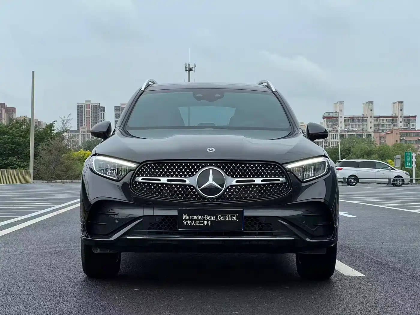 Mercedes-Benz GLC 2024 GLC 260 L 4MATIC Luxury 5-seater фото 2