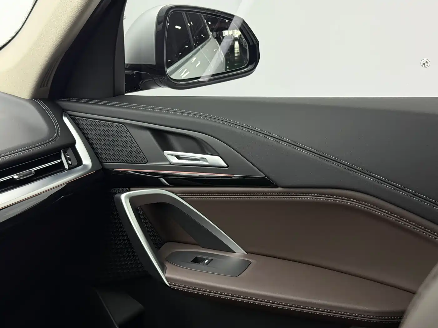 BMW X1 2023 sDrive20Li X Design Package фото 10