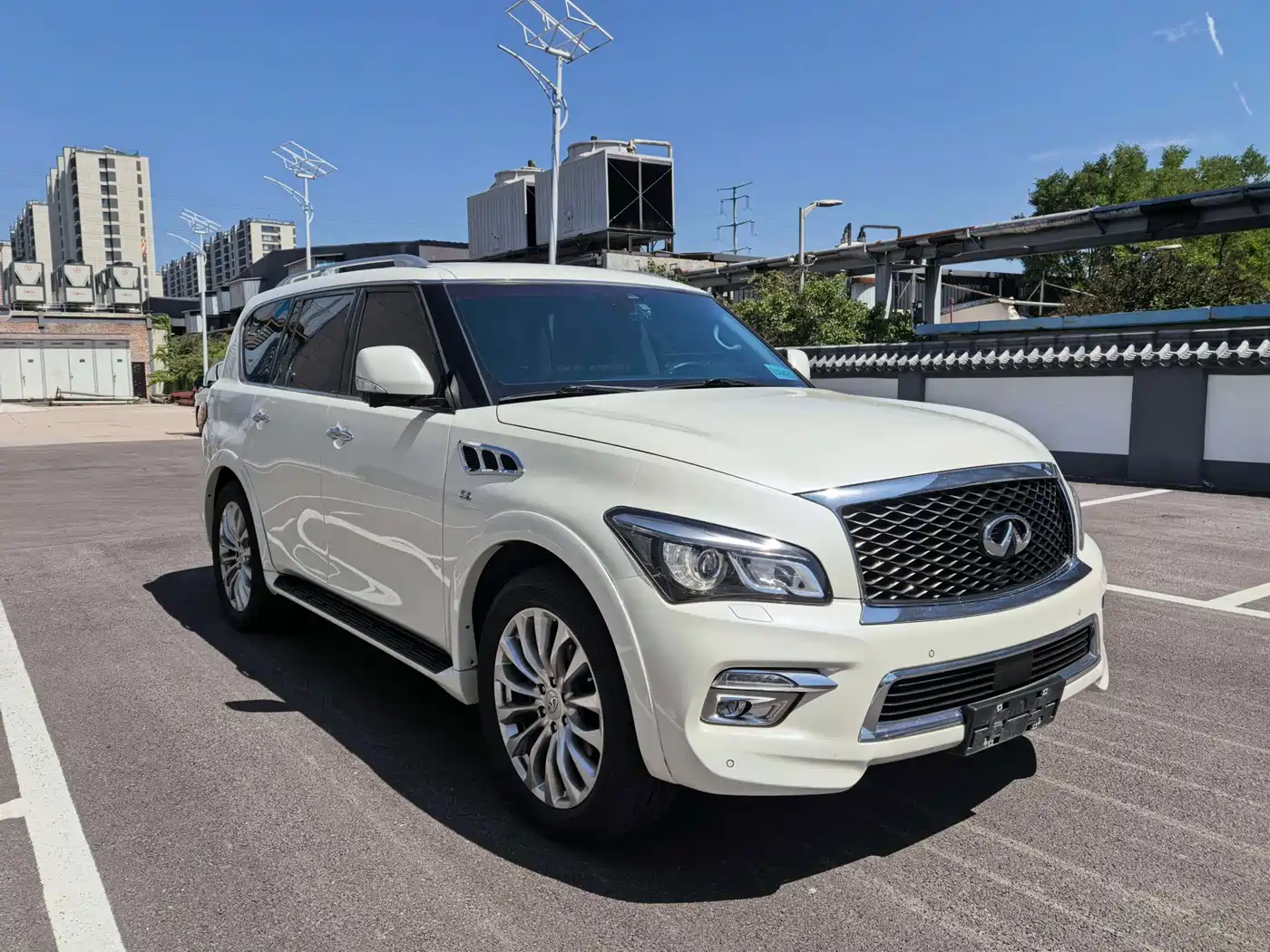 Infiniti QX80 2018 2016 5.6L 4WD