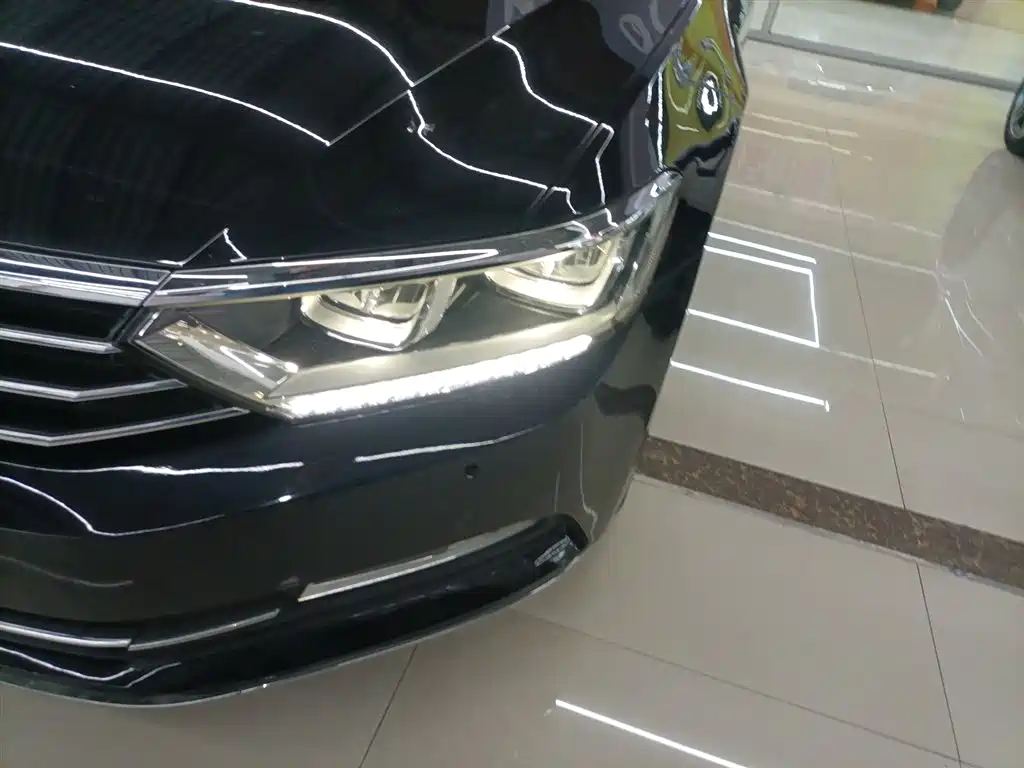 Volkswagen Magotan 2018 Facelift 330TSI DSG Luxury фото 24