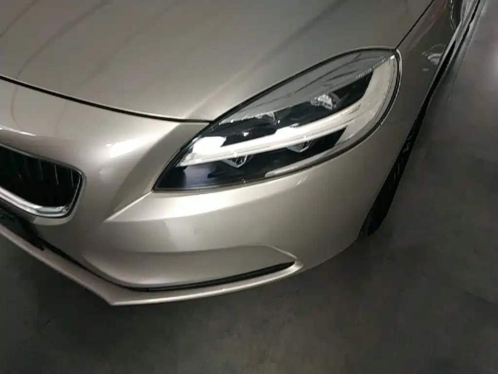 Volvo V40 2018 2018 T3 Inscription Edition