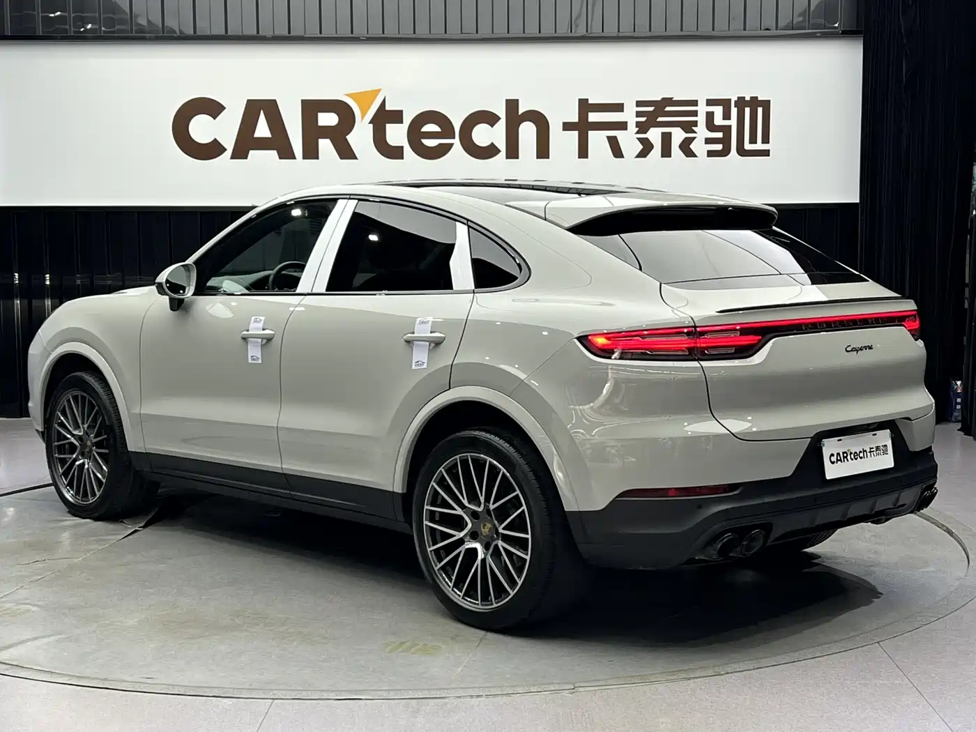 Porsche Cayenne 2019 Cayenne Coupé 3.0T фото 6