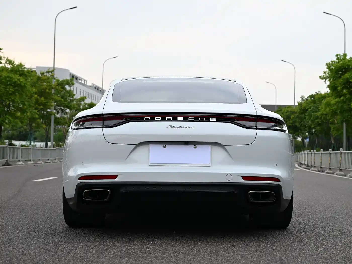 Porsche Panamera 2021 Panamera Executive Long Wheelbase 2.9T фото 14