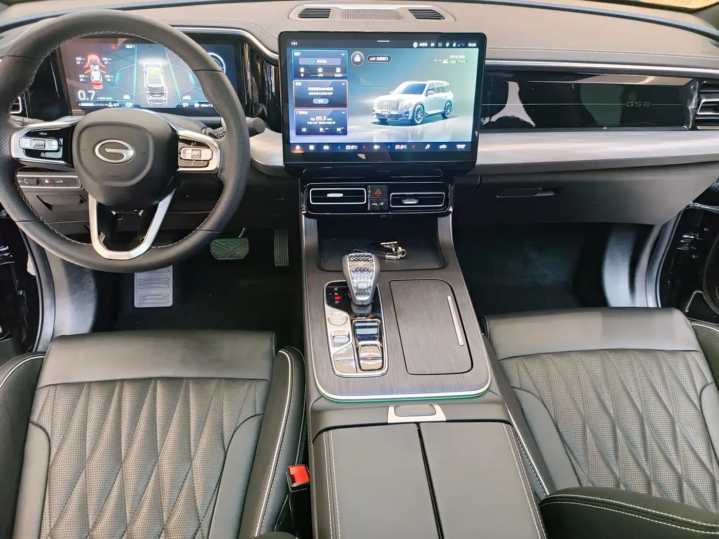 GAC Trumpchi Trumpchi GS8 2022 Pilot Series 2.0TGDI 2WD Luxury Smart Connect Edition (7-Seater) фото 8
