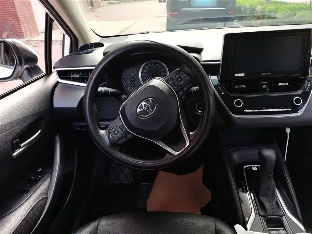 Toyota Corolla 2019 1.2T S-CVT GL-i Elite Edition фото 3