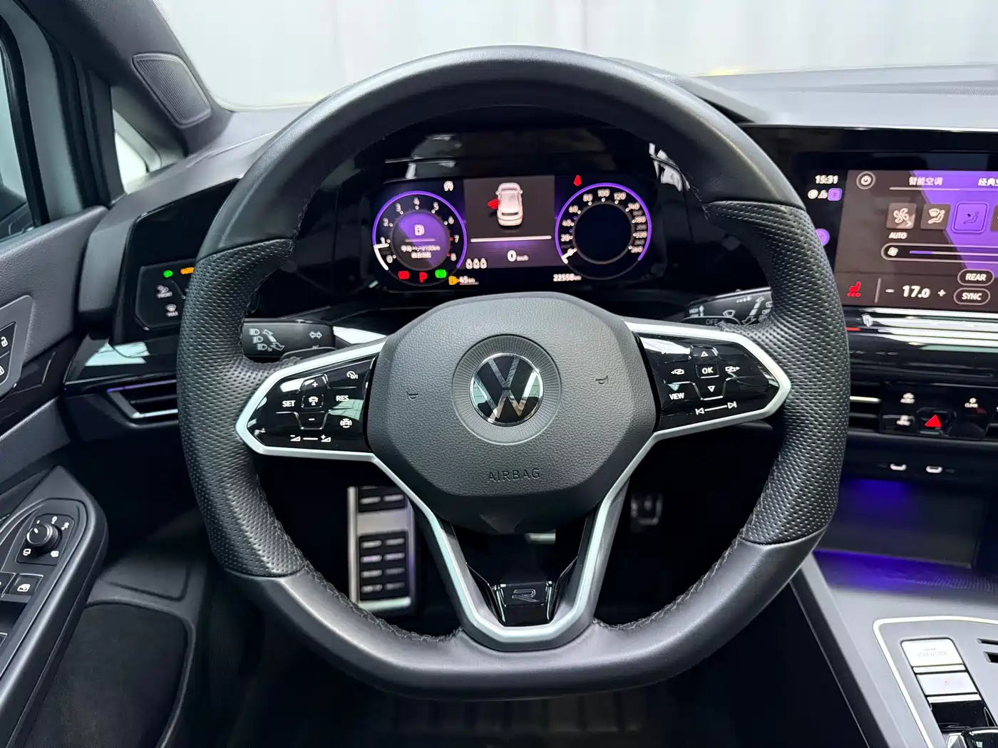 Volkswagen Golf 2021 280TSI DSG R-Line фото 7