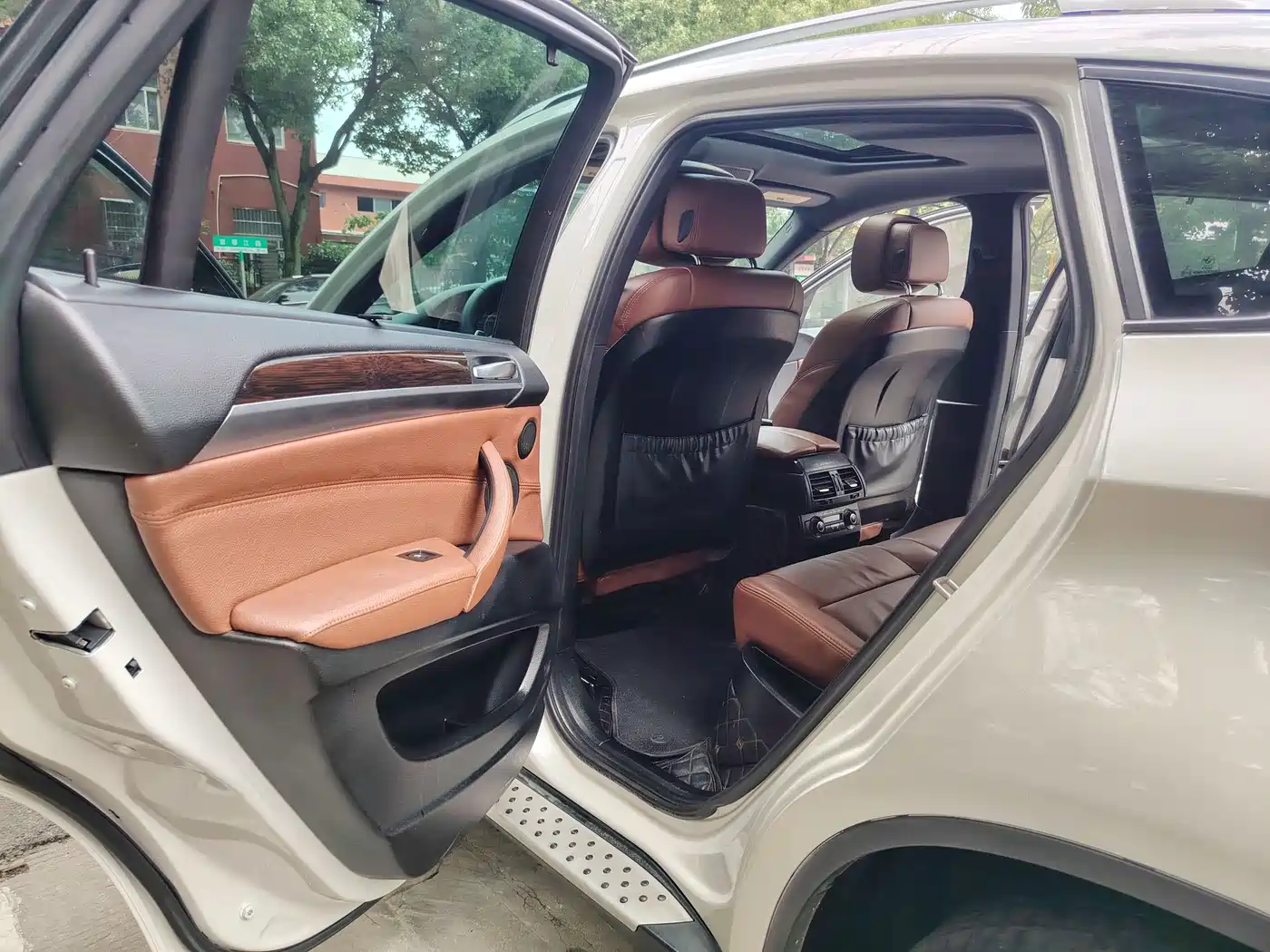 BMW X6 2012 xDrive35i фото 7