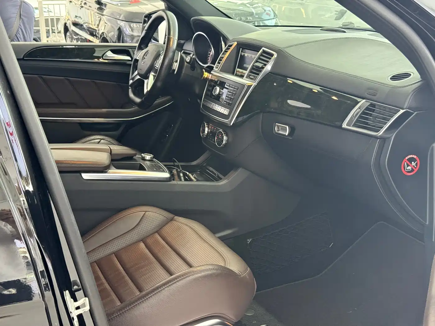 Mercedes-Benz GL-Class AMG 2014 AMG GL 63 фото 13