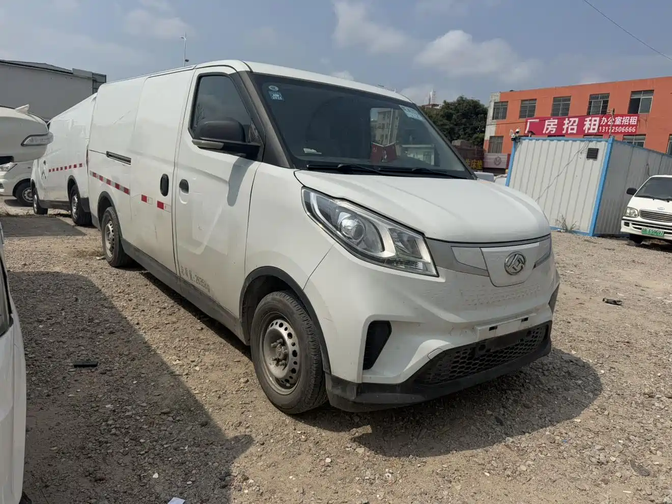 SAIC MAXUS CHASE EV30