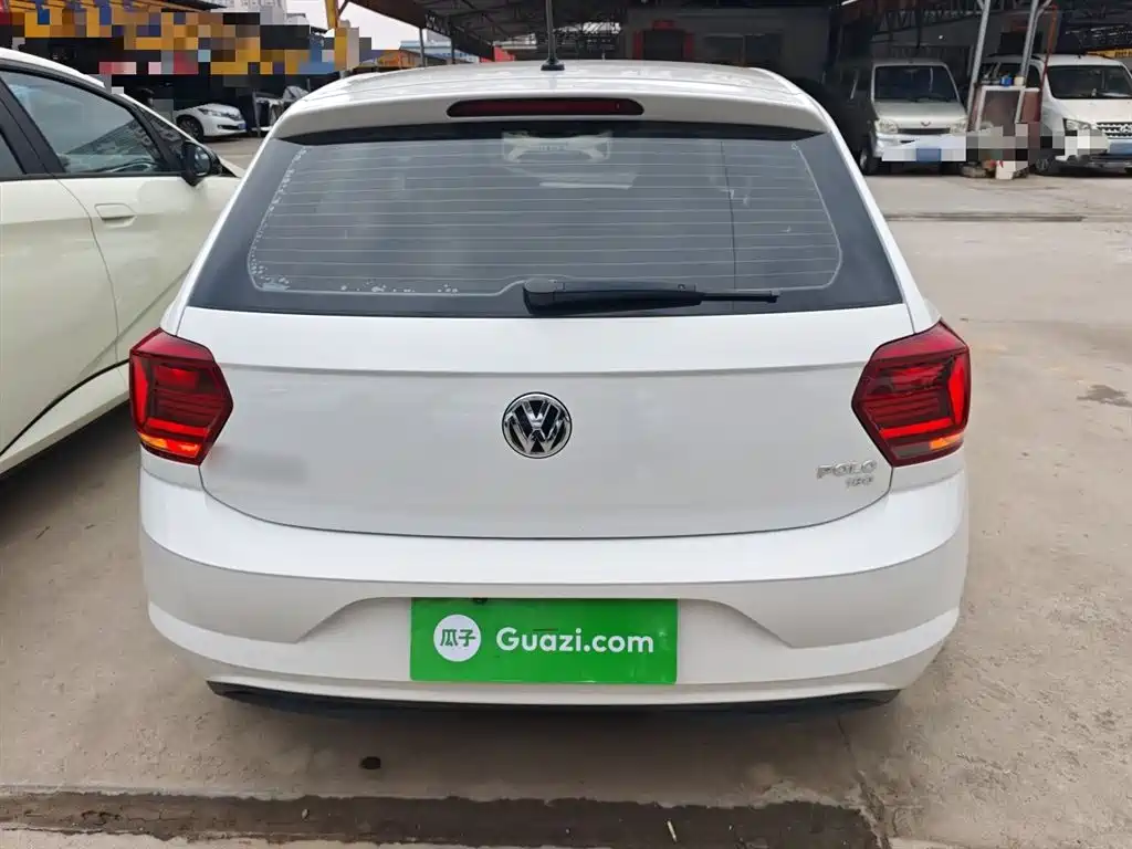 Volkswagen Polo 2019 Plus 1.5L Automatic Panorama Enjoyment Edition фото 4