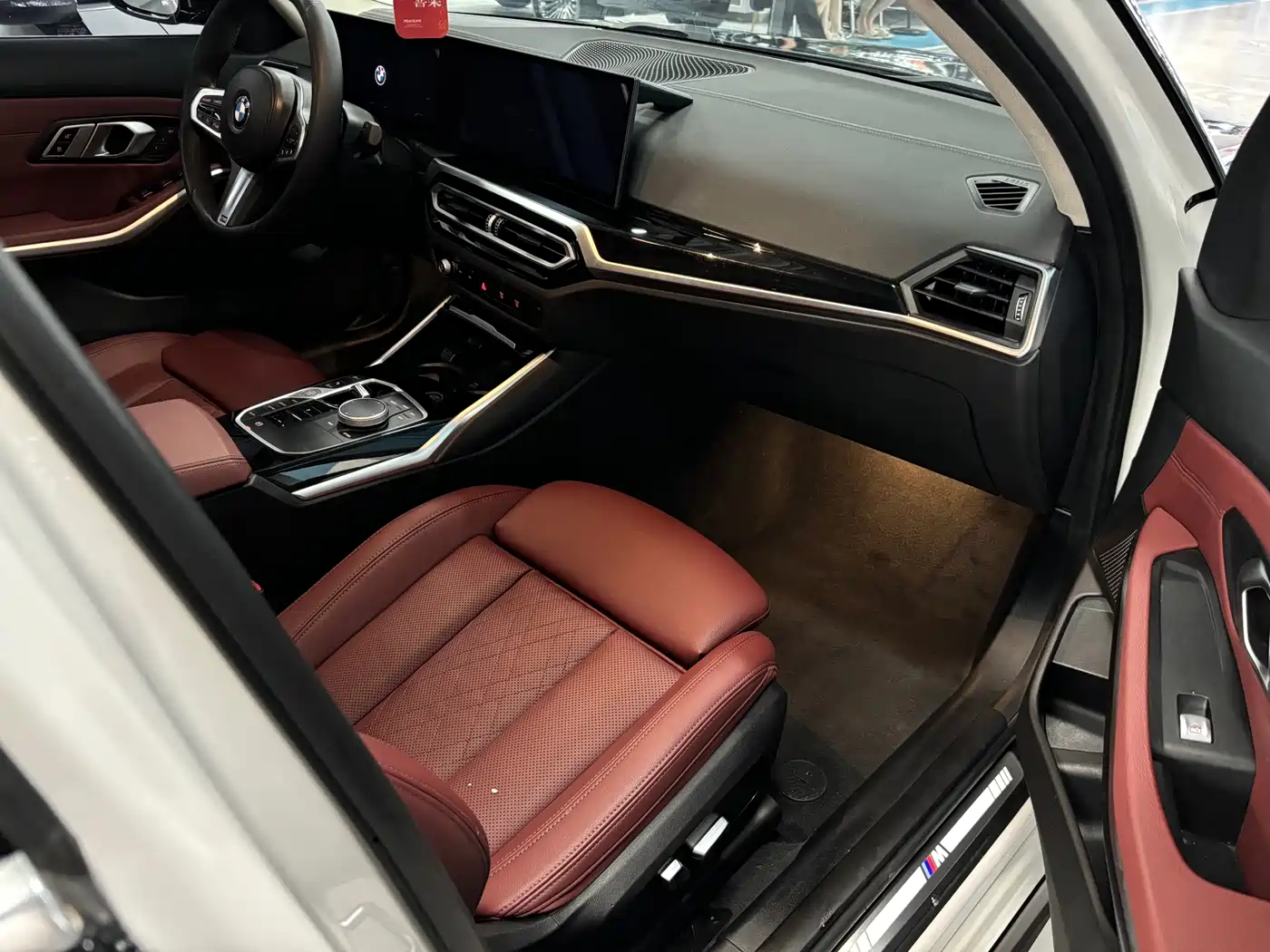 BMW 3 Series 2023 320Li M Sport Package фото 7