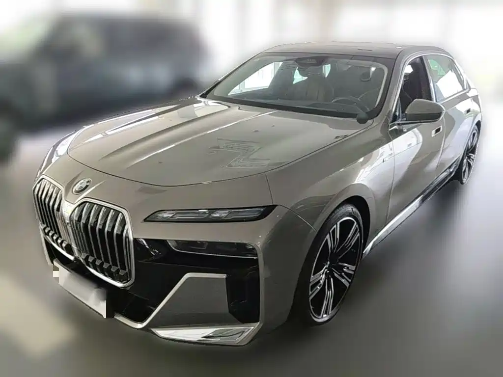 BMW 7 Series 2023 Model 740Li Leading M Sport Package